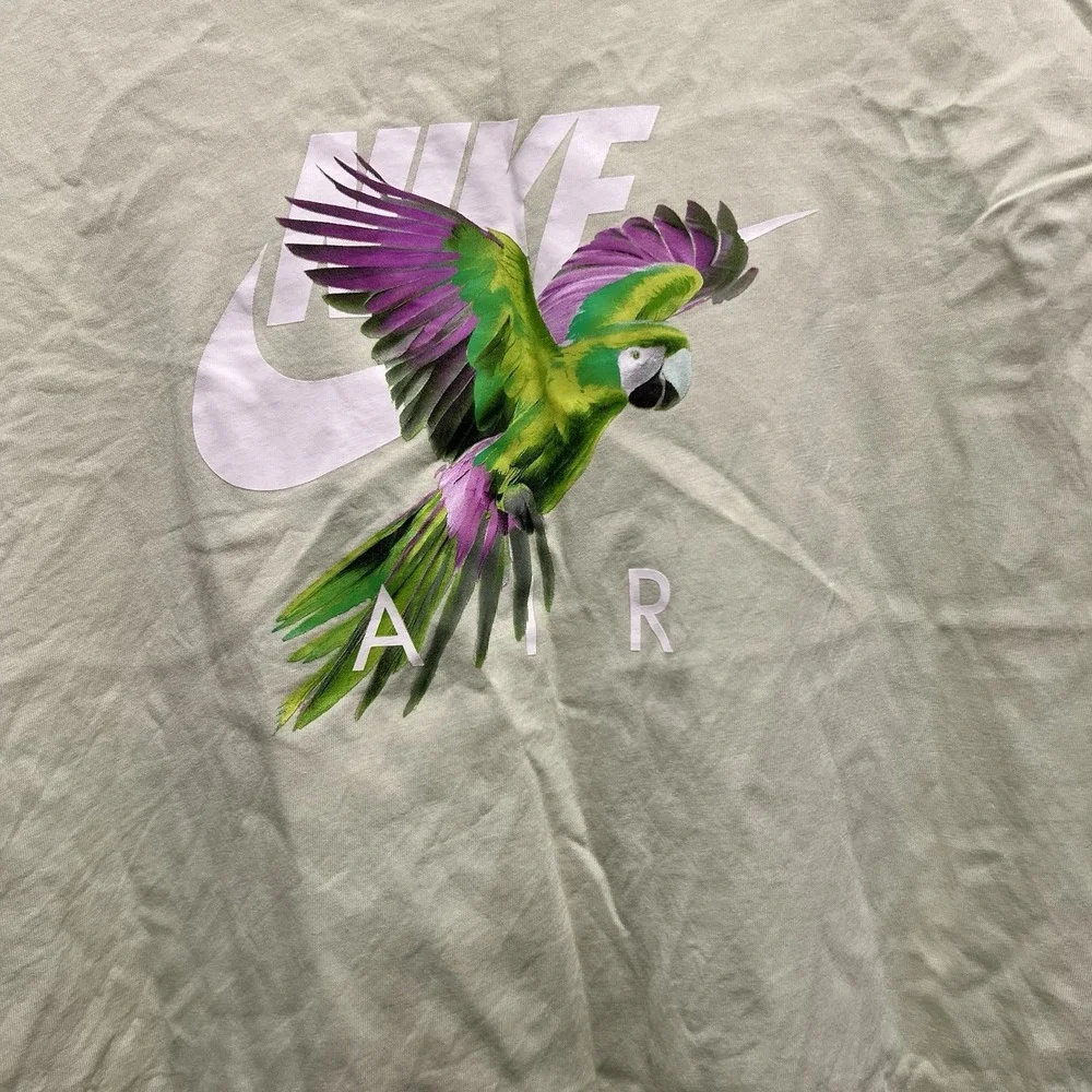 Youth Girls Nike Air Parrot Mint Green Shirt Size XL Loose Fit‎